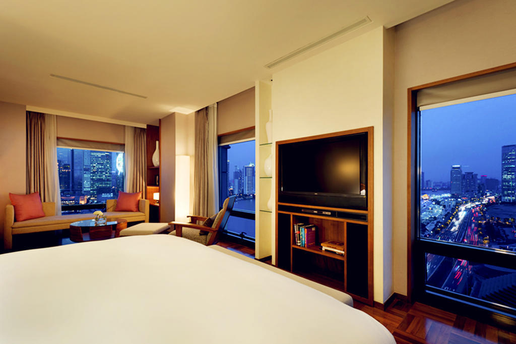 Les Suites Orient, Bund Shanghai Buitenkant foto
